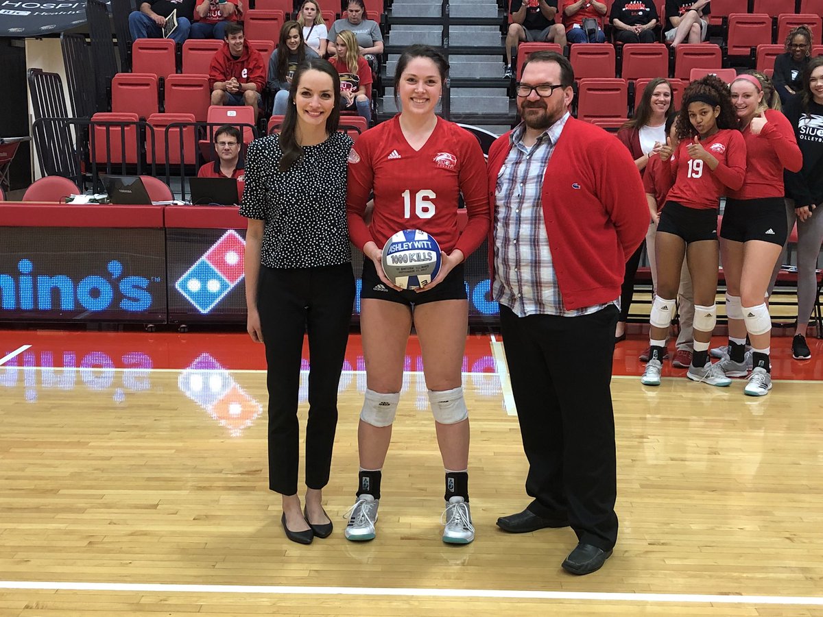 SIUECougars's tweet photo. Sr. OH Ashley Witt honored pregame for being the 10th Cougar in @SIUEVolleyball history to have 1,000 career kills!! https://t.co/eSeryAM5SA