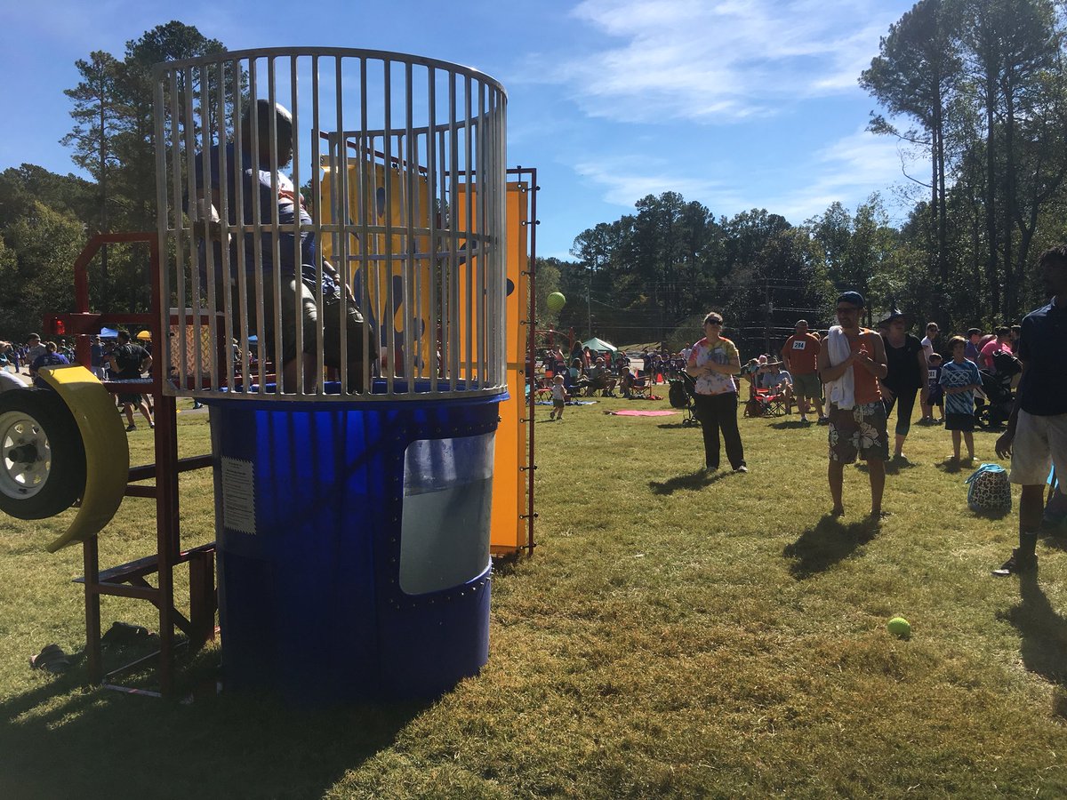 Price_Beehive's tweet photo. Brooks Fun Run was a success! #BrooksFunRun https://t.co/MpagVnFtG7