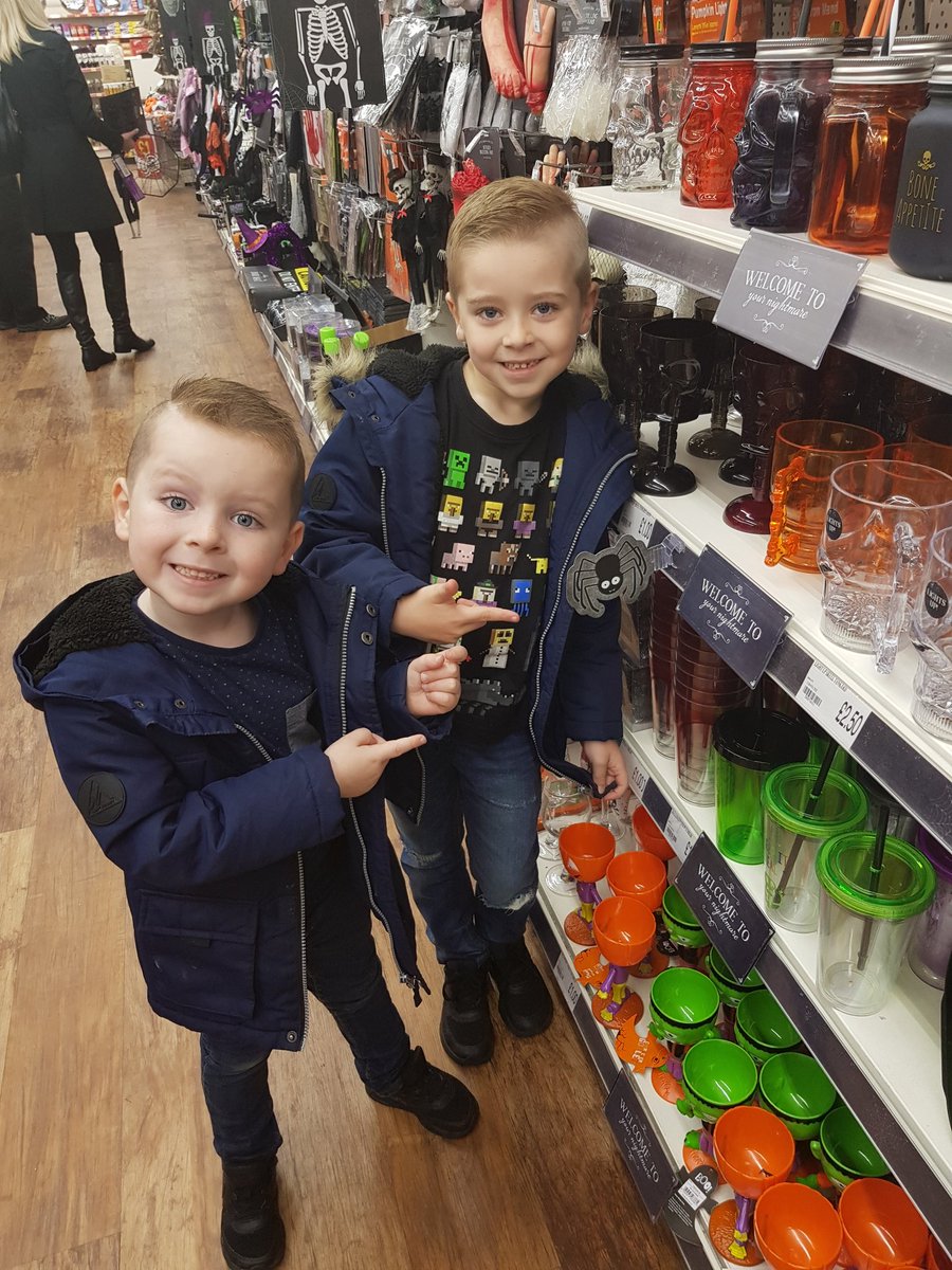 lynsey_mcshane's tweet photo. @BargainBuysUK #findboo https://t.co/KJDH0blvoG