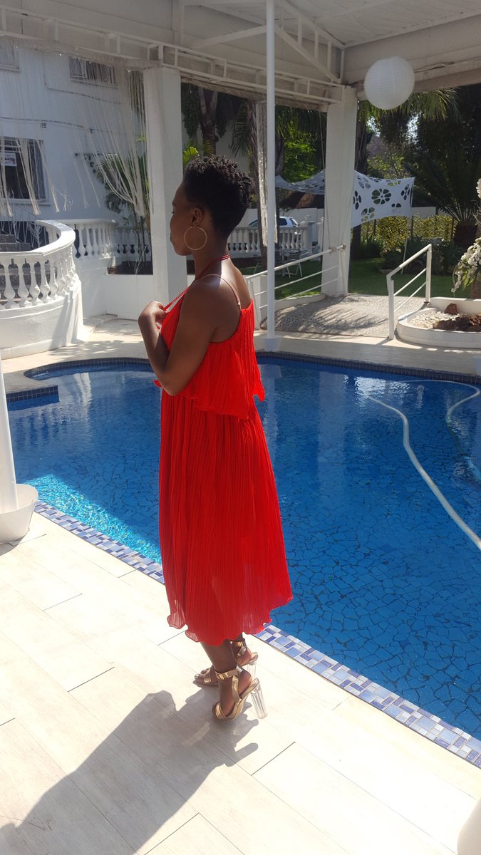 kofikween's tweet image. Easy Saturdays with my TWA #lifestyleblogger #persuasioninczw #red #fashionblogger #fashionable #saturday