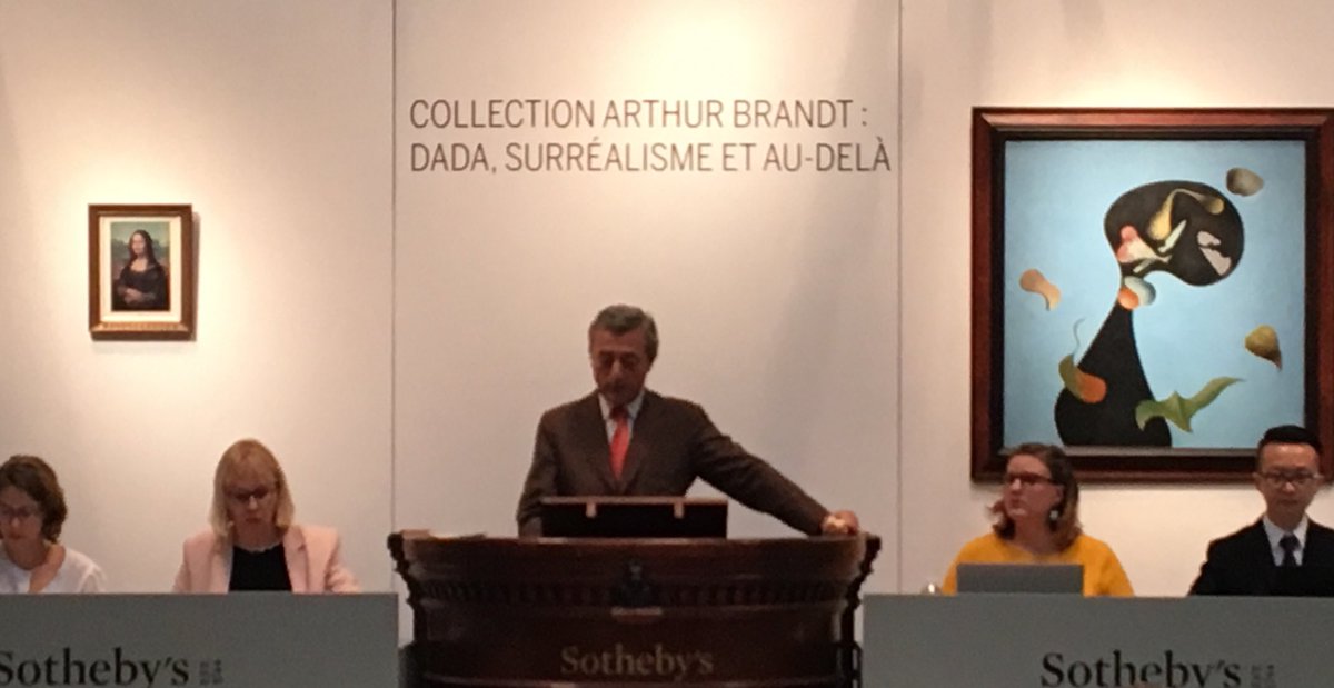 SothebysFr's tweet photo. #PaddleUp! La vente de la Collection Arthur Brandt vient de commencer, suivez-la avec le hashtag #CollectionBrandt #SothebysFr https://t.co/ofyHeoaOzU