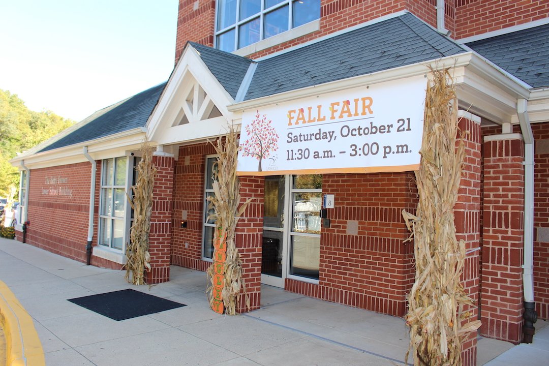LangleyLeopards's tweet photo. Beautiful day for our traditional Fall Fair! #LangleyFallFair #LangleyTraditions ππππͺ https://t.co/GvpkGzA7FJ