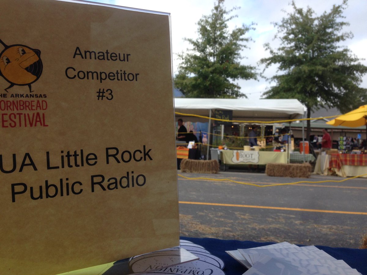 LRPublicRadio's tweet photo. Not good man, we're across from @TheRootCafeLR Not sure our cornbread will hold up. #cornbreadfestival https://t.co/S4WI7FJ7Lo
