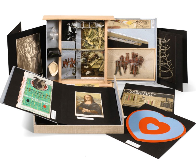 SothebysFr's tweet photo. #AuctionUpdate La 'Boîte en Valise' de Marcel Duchamp s'envole à 319,500€ #CollectionBrandt #Duchamp https://t.co/W3RZ0c1VTW