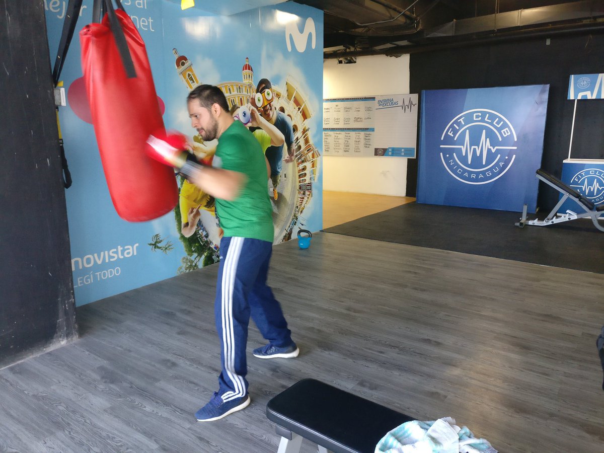 JorgeaHurtado's tweet photo. Mañana de entrenamiento en @FitClubNic #boxing https://t.co/IobwnR6yWE
