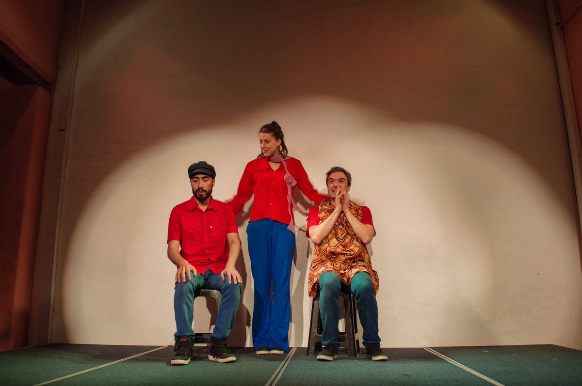 CCEspCordoba's tweet photo. Los #miércolesdeteatro de octubre son para reír con #AFTERHUMOR una obra de improvisación imperdible ! Reservá: inscripciones@ccec.org.ar https://t.co/rvvIpX14Su
