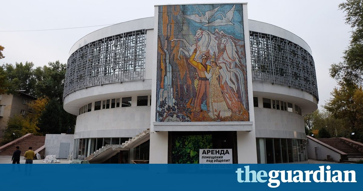 umarket's tweet photo. Missing murals: the lost Soviet art of the Stans. Loving this #SecretStans series in @guardian - https://t.co/BVzh22MmJ4 https://t.co/pSEXfCOMi7