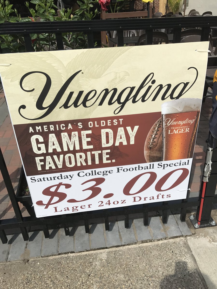 JackalopeThe's tweet photo. Great day on the patio! $3 Yuengling 24oz, $6.99 Gyro meal special, $4 Apple Spice Sangria, 30 cent boneless wings, Brad Bendis live at 8! https://t.co/1DipeL3ZVg