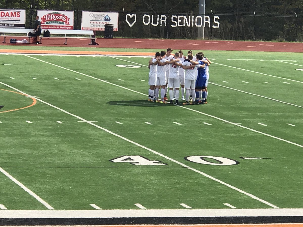 GrammyTammyTo2's tweet image. #Awesome day at Brown Stadium to watch @AHS_M_Soccer tournament game!  40 seconds in &amp;amp; its 1-0 Anderson!