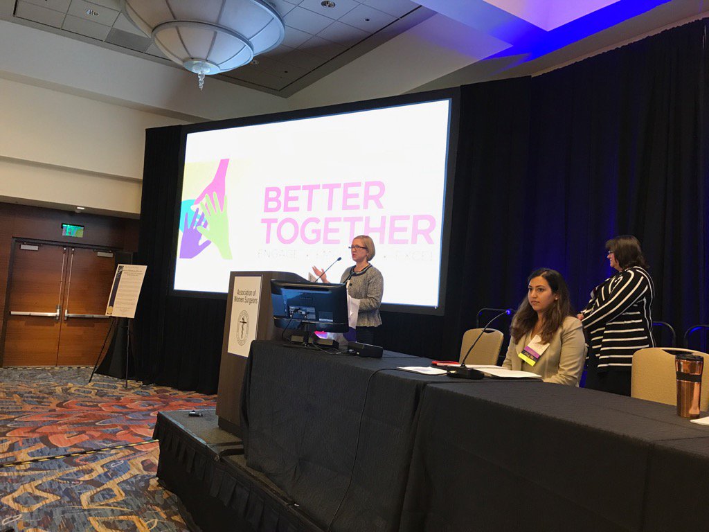 slsteinmd1's tweet photo. #twitterazzi #commcommguru @scrubbedin tells us to #TWEET #AWS2017 #ACSCC17 #bettertogether #awsatACS https://t.co/GvB4taobcb