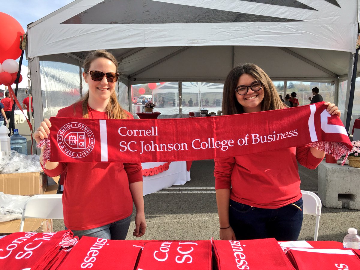 Come get your #CornellBusiness scarf at the #CornellHomecoming tailgate ❤️