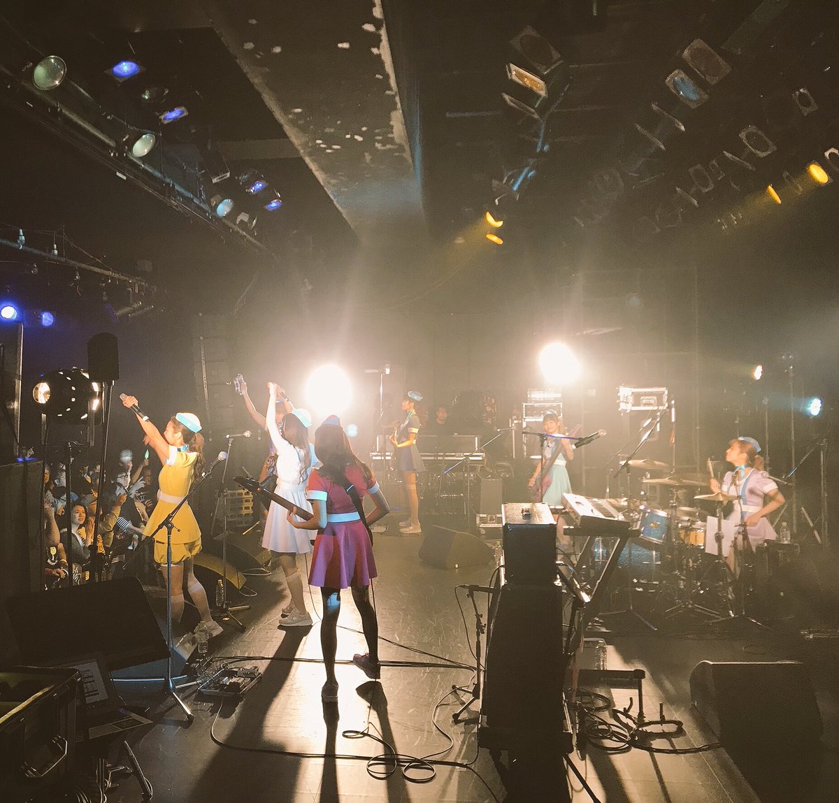 TamaiAnna's tweet photo. おそばせながら
みつばちフェスありがとうございました🐝🌈

トップバッターぶちかまさせて頂きました🔥🔥

皆さん楽しんでいただけましたか？

#みつばちフェス https://t.co/16WRwWPasg