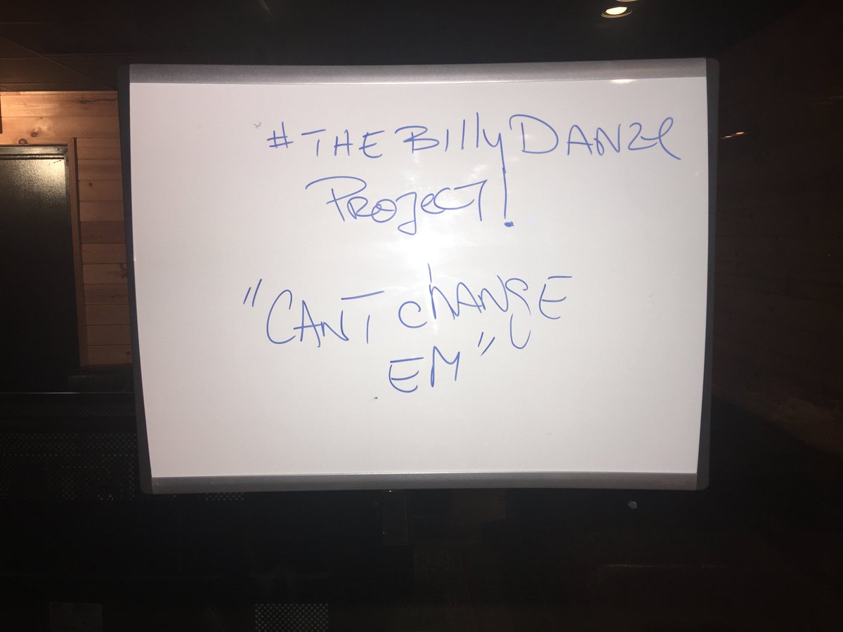 BILLDANZEMOP's tweet photo. 4 more joints for the solo project, all dope.. 
#TheBillyDanzeProject #WeBuildhits @webuildhits 
#hiphop #rap #tourlife #ComingSoon #BOOM https://t.co/Rxa8B70PPz