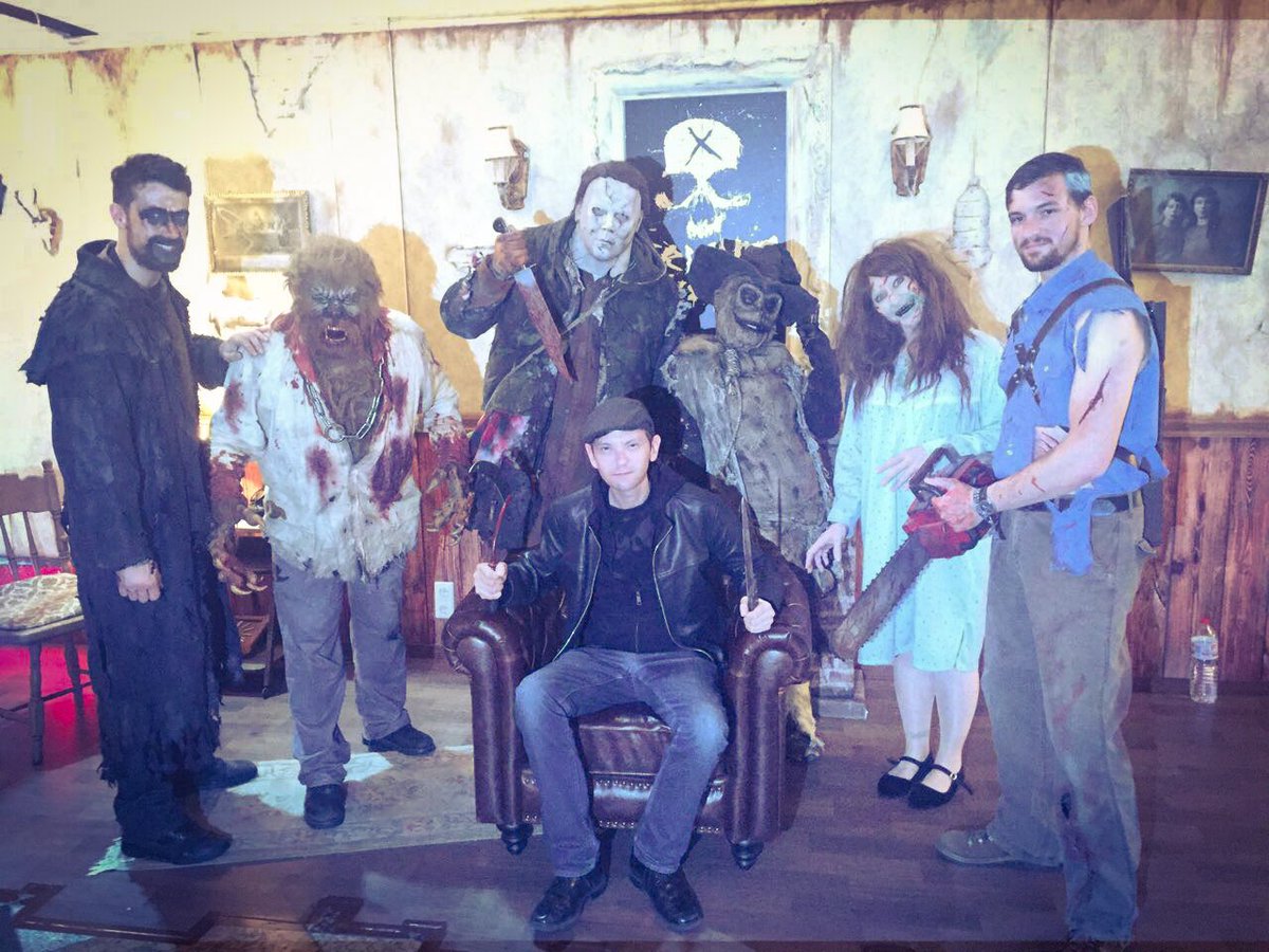 DJ Qualls! Be careful! 🔪<a href="/TheOnlyDJQualls/">DJ Qualls</a>