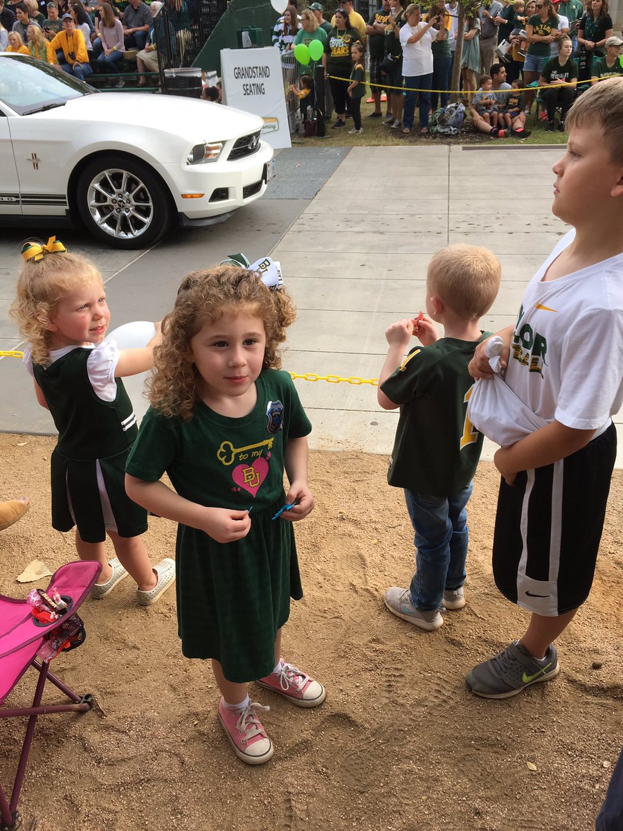 In the words of my 4 year old daughter - Best. Parade. Ever.