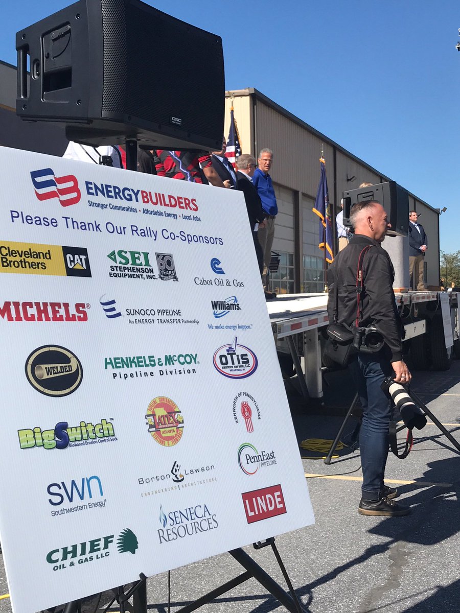 WdesRosiers's tweet photo. @quantumcomms own Charlie Gerow highlights the #EnergyBuilders rally in Harrisburg at @CBEC_Cat in his latest 60s ish segment. Check it out: https://t.co/RXMyppvisy #EnergyforPA #280caracteres https://t.co/8IZca4d9a2