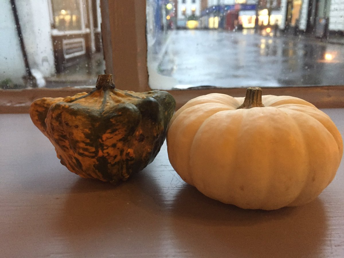 SixPoorFolk's tweet photo. Gourd blimey, its 'orrible outside. Squash inside for some comfort food at #sixpoorfolk 🎃 #autumn #cosy #ComfortFood #gourd https://t.co/T5RWx3fvf8