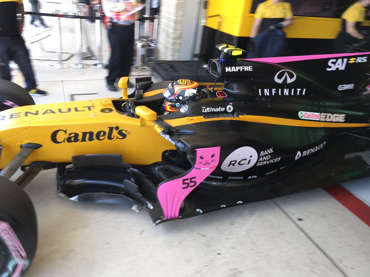 Bwt Alpine F1 Team En Twitter Carlos Heads Out Too He S Got The Pink Boots On As Well Usgp Fp3 T Co H1xel41j57 Twitter