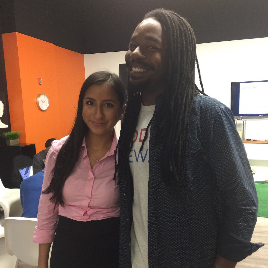 newarkshapers's tweet photo. #ShapersGoingShape โ Curators, '16 & '17 catch a ๐ธ in between sessions.. #GotTechNWK #newark2020 #techequity #techjobs #cultureshape #techwk https://t.co/z5y3OHB0i7