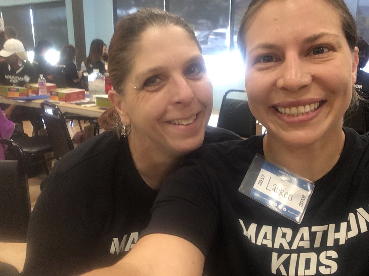 KDavishines's tweet photo. @PillowPanthers @MarathonKids Leadership Academy w/ @louloumik! #saturdaymorning #PillowIsAFamily #AISDMoves #PillowProud https://t.co/jHFHSkyd5r