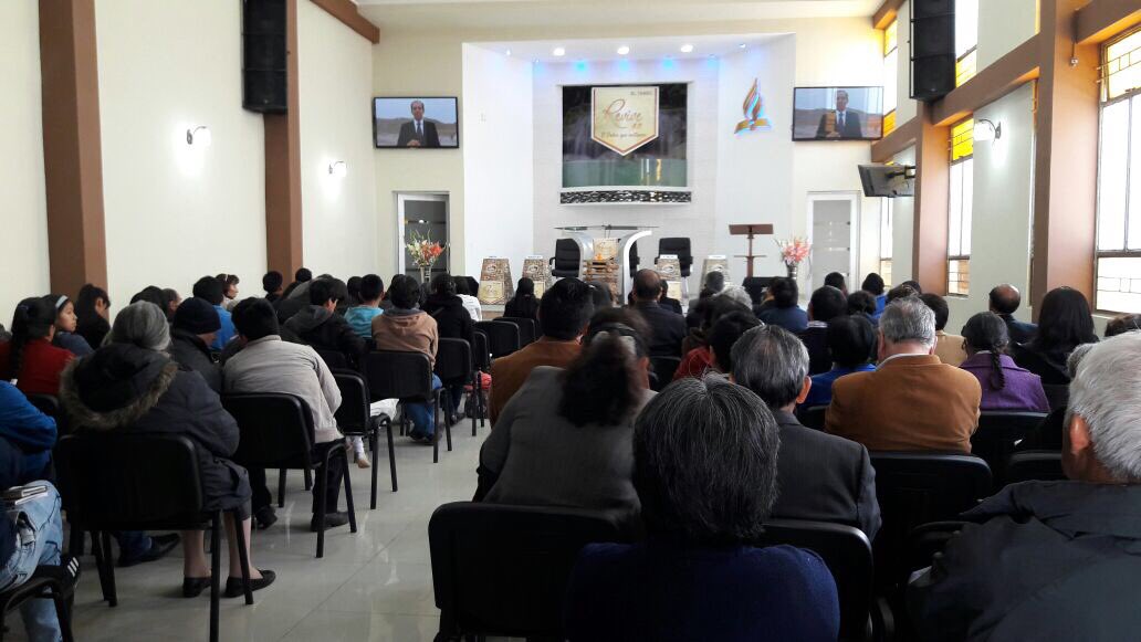 AdventistasMCP's tweet photo. Participando de #Revive4 con el tema de hoy “El Propósito de Dios para mi” #ElPoderQueRestaura https://t.co/vu02FqRzaM