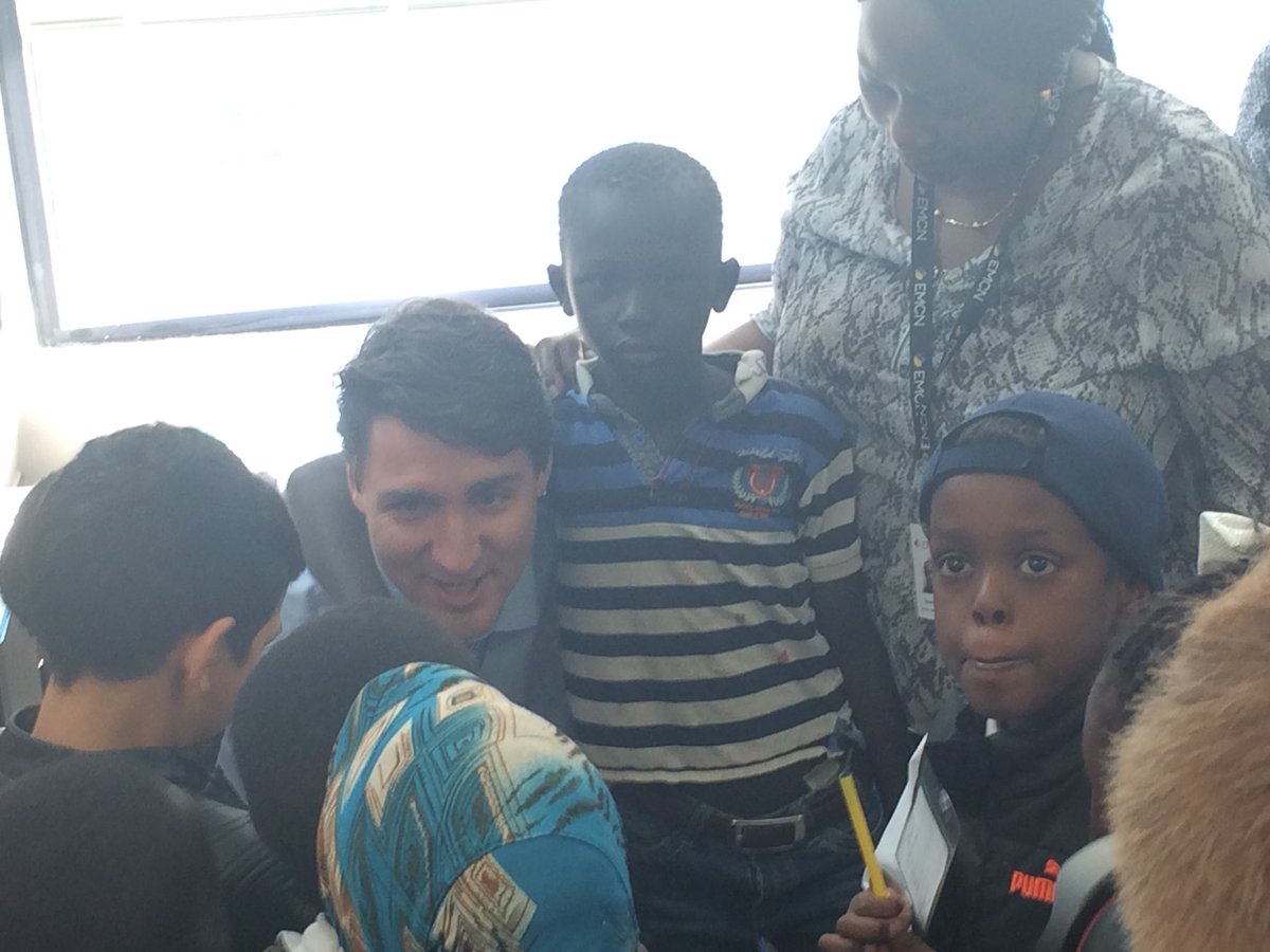 YEGNewcomers's tweet photo. Our sincerest thank you to Prime Minister @JustinTrudeau for talking with us about newcomer experiences w/ a focus on youth integration. https://t.co/qPY0V4Z0uI