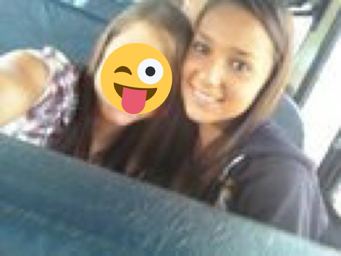 Good old cross country days.. sorry it&rsquo;s blurry, our phones sucked back then. https://t.co/9jw8fwxq3<a href="/tag/newprofilepic"class="tags"><span>#newprofilepic</span></a>
