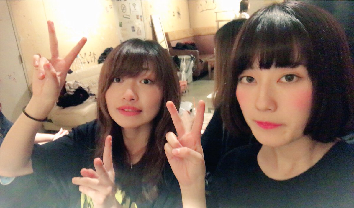 AYUMI_355's tweet photo. とにかく今日は沢山ギターを弾かせていただける場があることに、感謝な一日でした。。
もっと頑張ります！
ありがとうございました！

#38fes #Astrovery https://t.co/jSI2WgLuZT