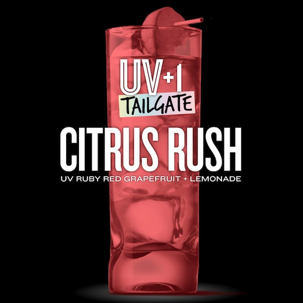 uv_vodka's tweet photo. ππππ #uvvodka #uvrubyred #tailgate #football https://t.co/zWImjen9e6