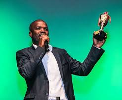 Swahilination_'s tweet image. #RhumbaBakulutu Karibu kwa rhumba taratibu @QwetuRadio Rhumba kamili mpaka saa sita. Wakilisha, leta request yako sasa