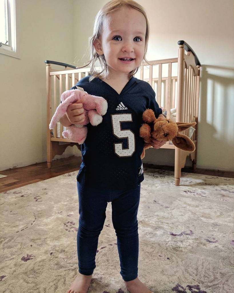 The2ndMR's tweet photo. Our little QB. She tells us where to go and what to do. And she's ready for a big win today! #GoIrish #BeatTrojans https://t.co/LgNqHtSLGT https://t.co/VpVjOgMqxX