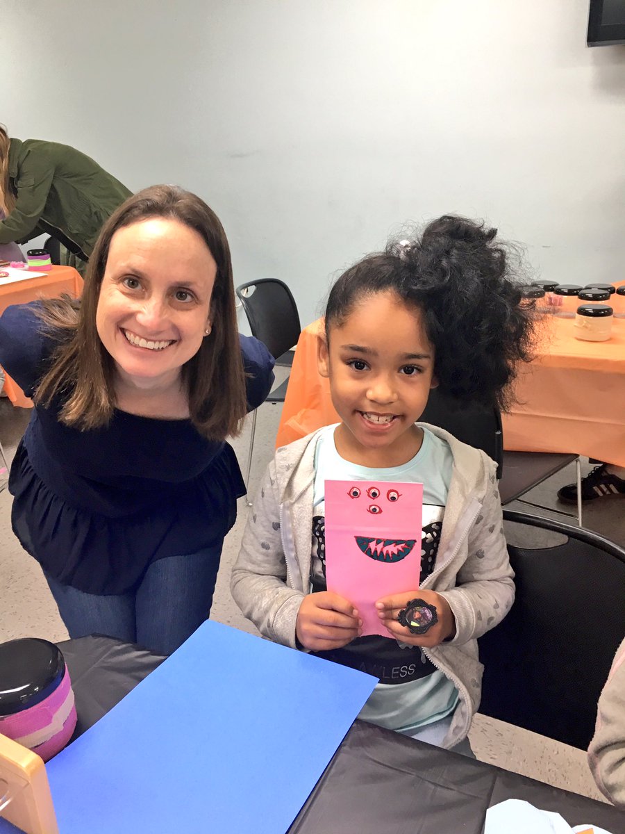 WINNYC_ORG's tweet photo. Haunted houses, spiderwebs, and mummy wrapping! #WinPartners continued the spooky fun this weekend! #mummies #puppets #HappyHalloween https://t.co/fxDAgg6gcC