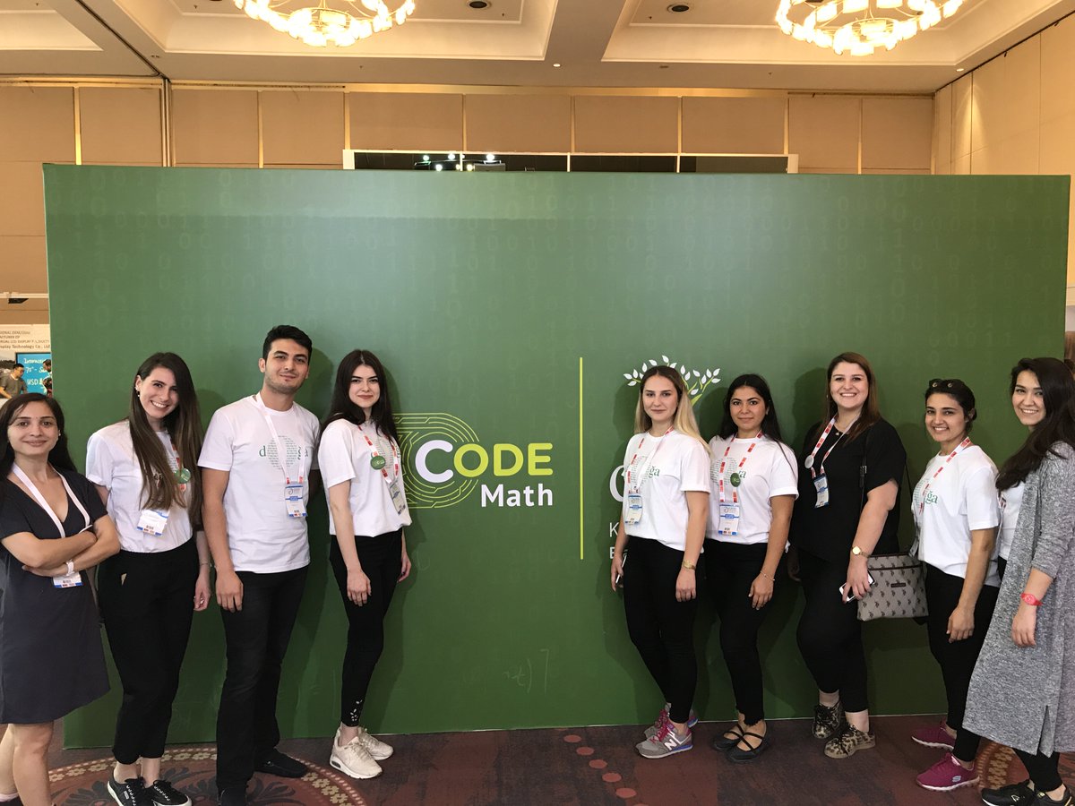 Gulcinesin's tweet image. #dogatech #GESS2017 #codemath #zümrem  🙏📚📎📝➕➖➗✖️🔚🔙🔛🔝🔜✔️