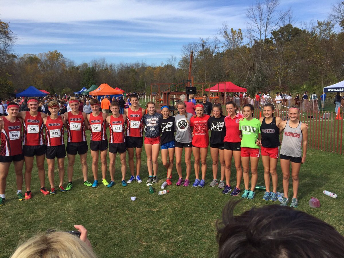 MNSDIrvine's tweet photo. Huge shout out to our boys and girls CC squads! Both are Sectional Champs and headed to State! #mhspride MuskegoNorwaySc https://t.co/IUAcstQykB