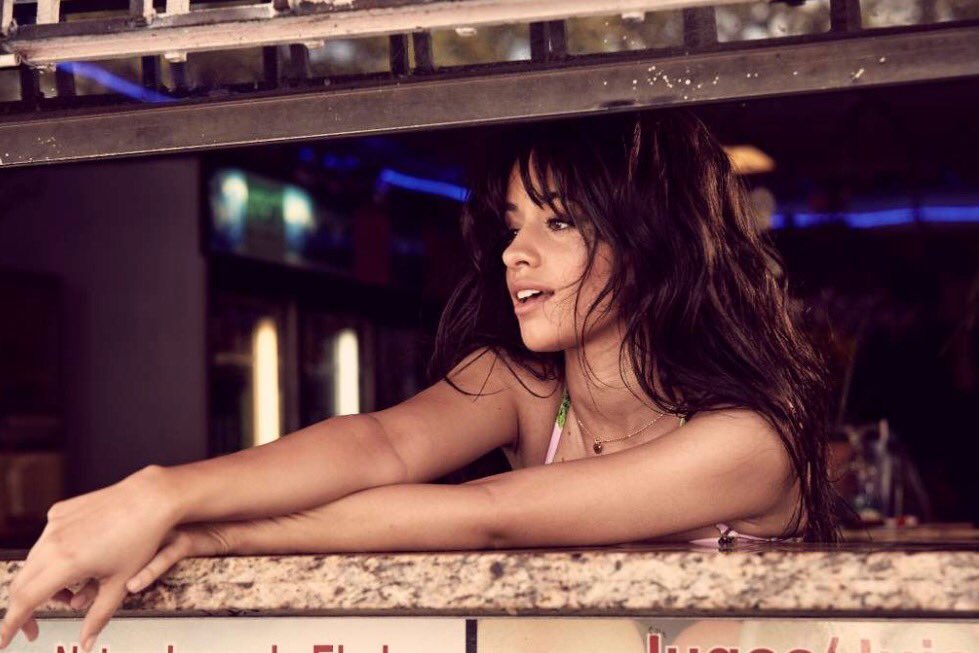 Camila_Cabello's tweet photo. 🌹 https://t.co/gGSPZyIsXu