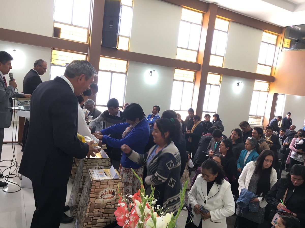 madeleinehm's tweet photo. Renovando nuestro compromiso con Dios #Revive4 #ElTambo #MAC @AdventistasUPS @AdventistasMAC @JulioIASDMAC @EDINSONVASQUEZ @EnzoChavez https://t.co/1CWIeXJxSs