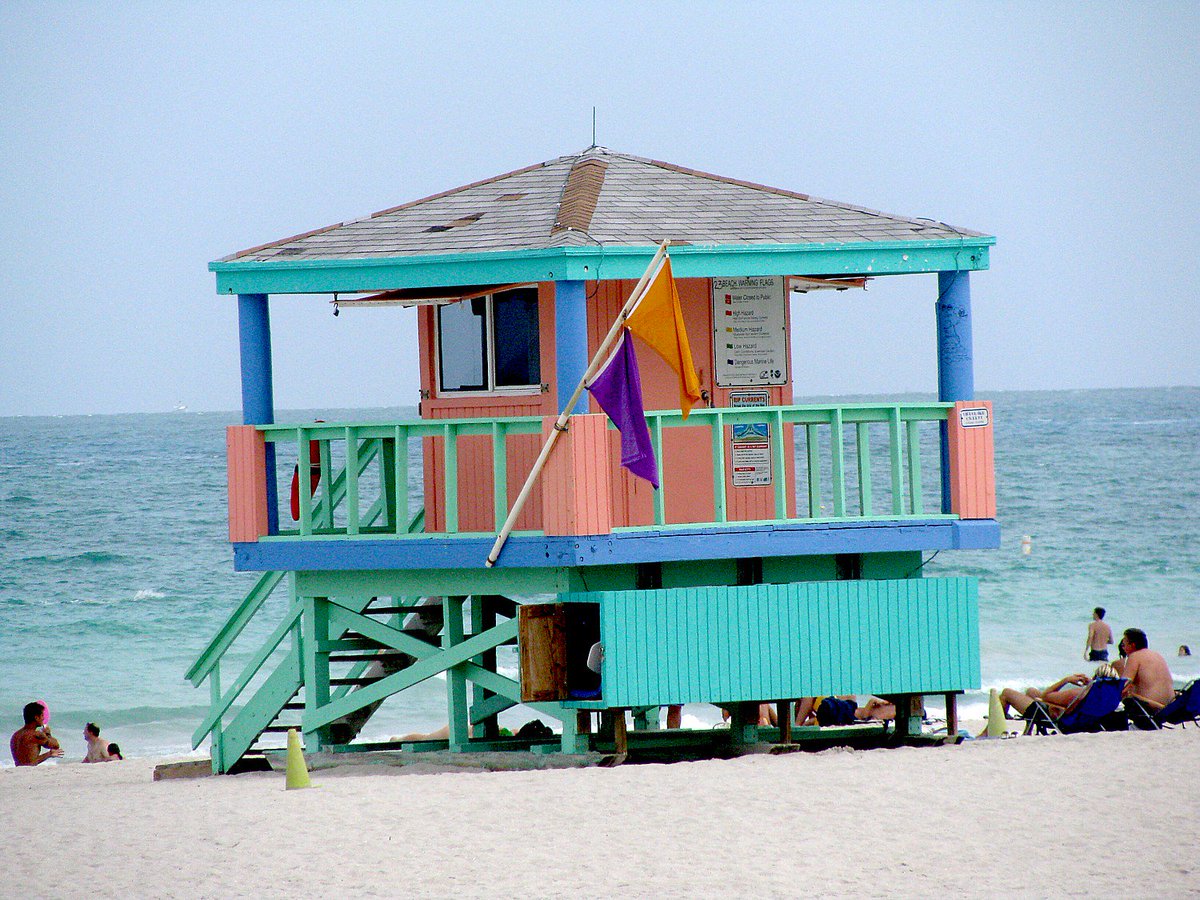 TravelFeatures's tweet photo. #MiamiBeach Welcomes #BeachLovers with Special #Travel Offers this Winter Season https://t.co/zP4aLoPn2W #beachholidays #visitFLA #florida https://t.co/jQJ8mVoI20