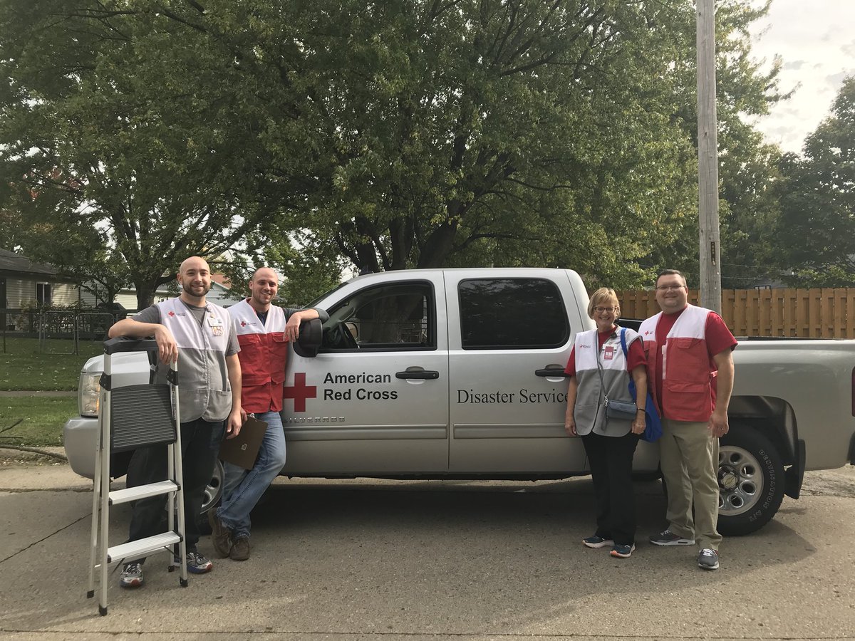 bkjordan84's tweet photo. Today we partnered with the American Red Cross to install smoke alarms in our communities. #strengththatcares @IUHealthArnett https://t.co/kNmnAc4YYH