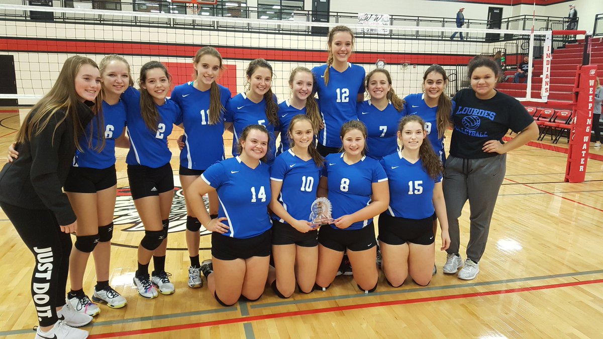 LCCKnightsVB's tweet photo. Weeping Water Tournament Champs! #LadyKnightVB #back2back https://t.co/ZNxHgJFNjL