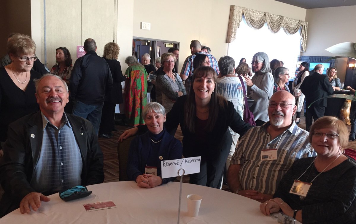 <a href="/CSDCEO/">CSDCEO</a> fièrement représenté @grandvernissage Prescott Russell #Csdceoarts <a href="/RAPRAC/">OSMAN</a> <a href="/canada150e/">Canada 150</a> #CSDCEOréussite
