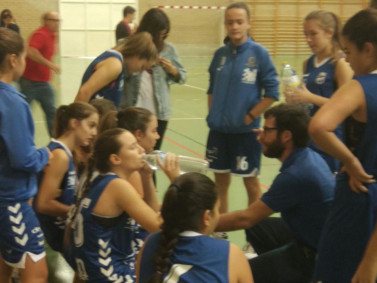 ADEliocroca's tweet photo. #BALONCESTO.Nuestro senior femenino @LorcaFCSAD Eliocroca pierde 59-45 ante CB San Blas.El junior femenino perdió por 35-82 ante UCAM Murcia https://t.co/ztqNrz5oVh
