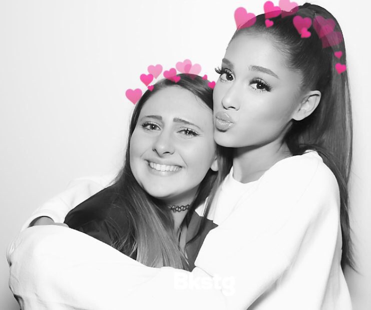 arianasaIvator's tweet photo. @ArianaGrande I LOVE AND MISS YOU BABY GIRL. PLEASE NOTICE ME I LOVE YA💔💔💔💔 #dwtdetroit https://t.co/C0xqQggZUs