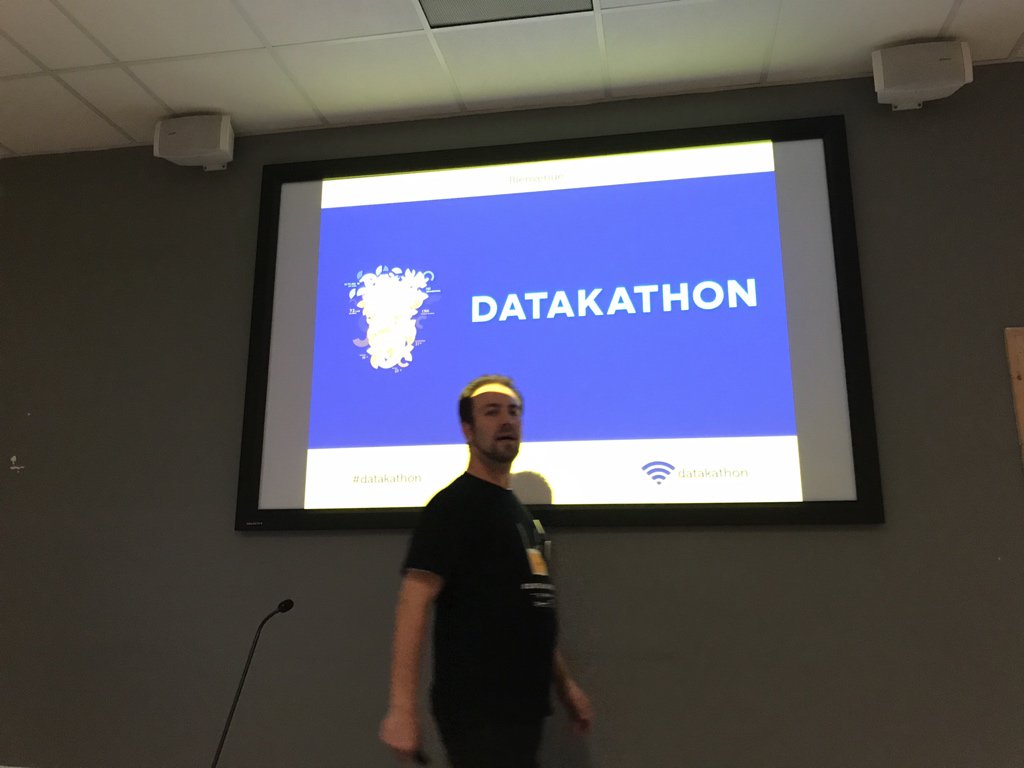 thierrymichel's tweet photo. C’est parti pour les présentations ! #datakathon #jury https://t.co/5751aG0fFZ