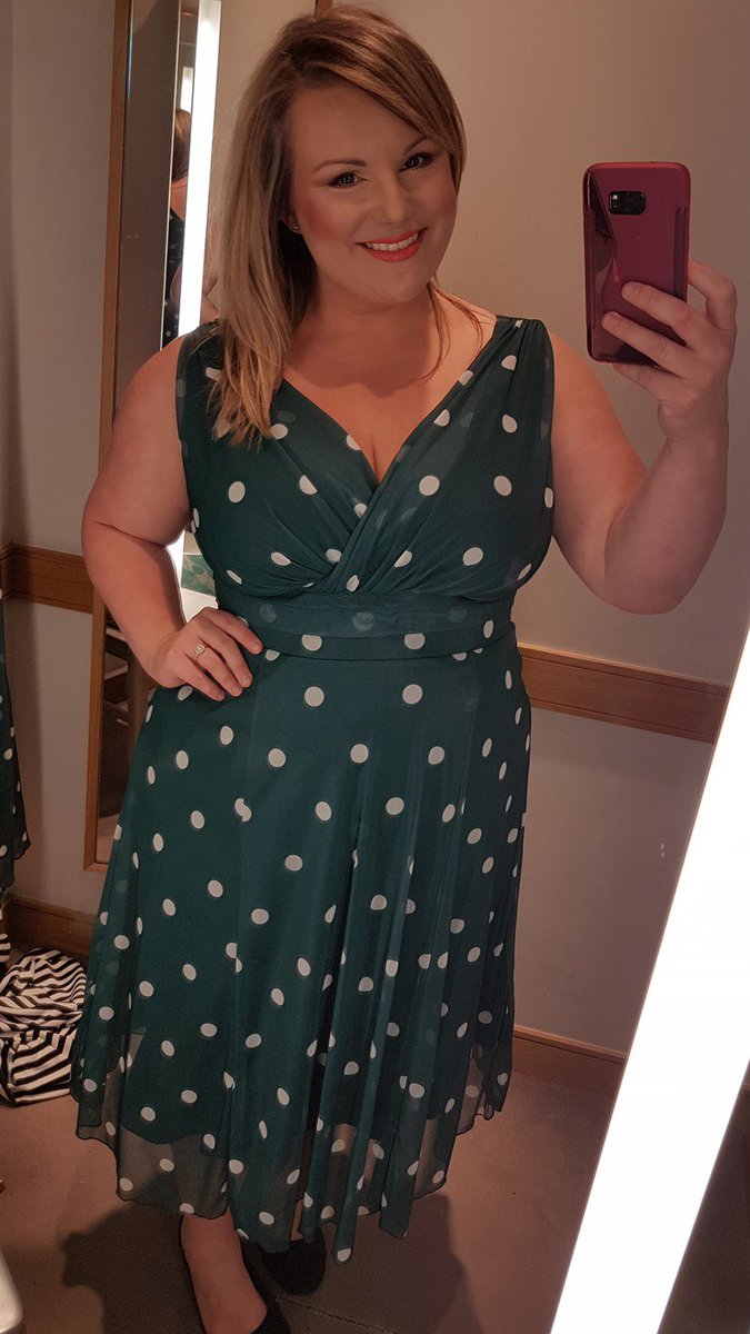 scarlett and jo marilyn spot midi dress