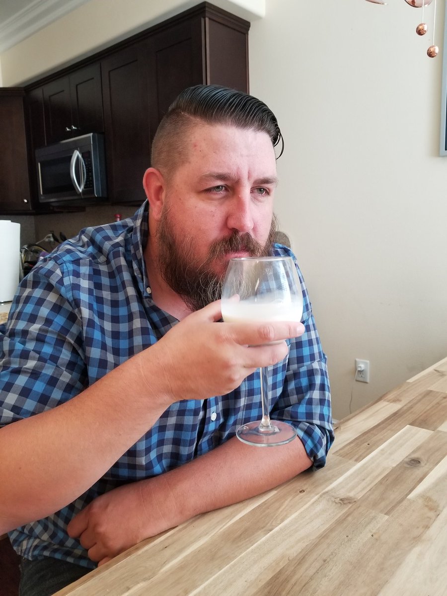 captaindunsel07's tweet photo. Men can be classy too. "Straight from the cows of Napa Valley. Milked by a farmer with only his left hand." @thedaveblack #milktasting https://t.co/FRsO13qEbk