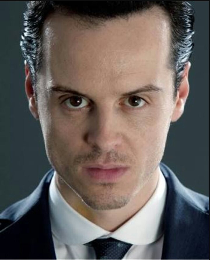 Happy birthday Andrew Scott 
\" Miss me ? \" 