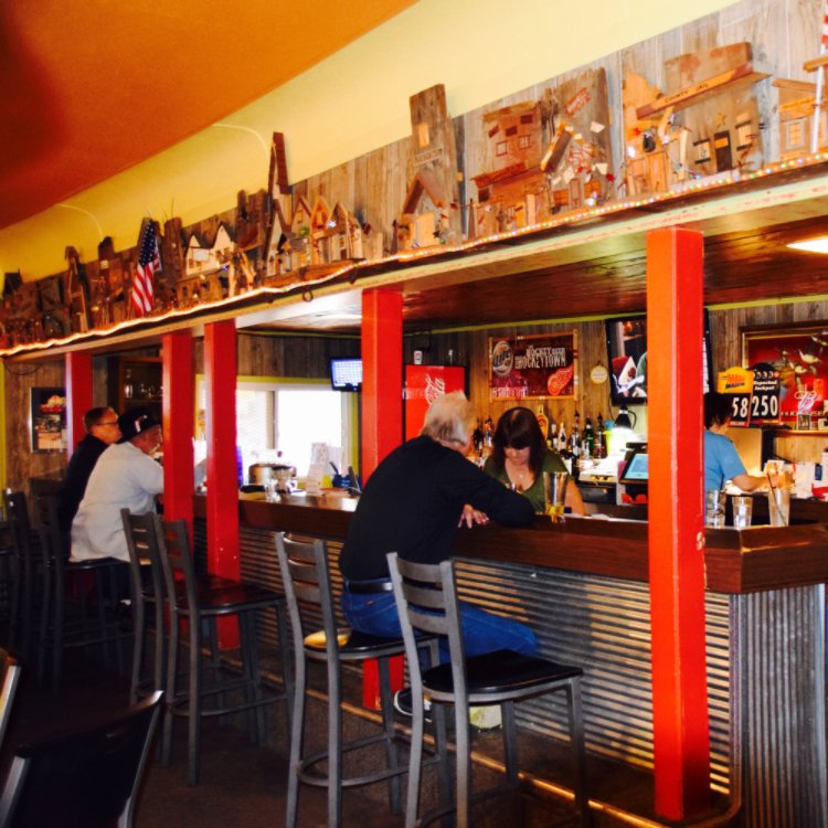 FredericInn's tweet image. Seems like you could use a little break from all that yard work.