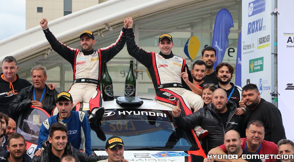 Iván Ares y José Pintor se proclaman campeones de España de Rallyes de Asfalto
¡Enhorabuena equipazo!
<a href="/RFEdeA/">Real Federación Española de Automovilismo</a> <a href="/HyundaiPR_es/">Hyundai Prensa</a>  <a href="/HMSGOfficial/">Hyundai Motorsport</a>