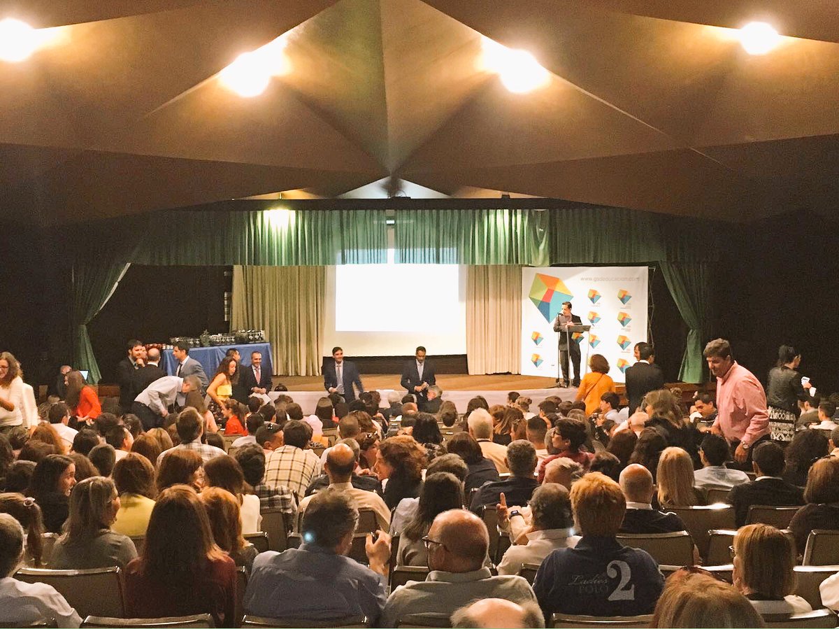 jorgegpalomo's tweet photo. ¡Un placer presentar y compartir la gran Gala del Deporte GSD! 👍🏼😀🎙¡Enhorabuena a todos!
.@GSDcdeportivo
¡Trabajo y éxito!👏🏻👏🏻
#gracias #Gsd https://t.co/8aOxxqbFB5