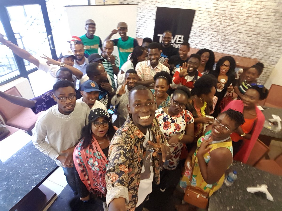 Whereisayo's tweet photo. Selfie stick plus 6ft 8 guy equals Dope Selfie!! 

Great event today #TMhangout #TravelmassiveLG Travel peeps https://t.co/eb3WrBdcNW